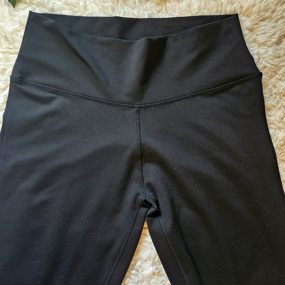 Silver Icing Exclusives Women's Cropped Sheer Insert Leggings - Picture 2 of 7